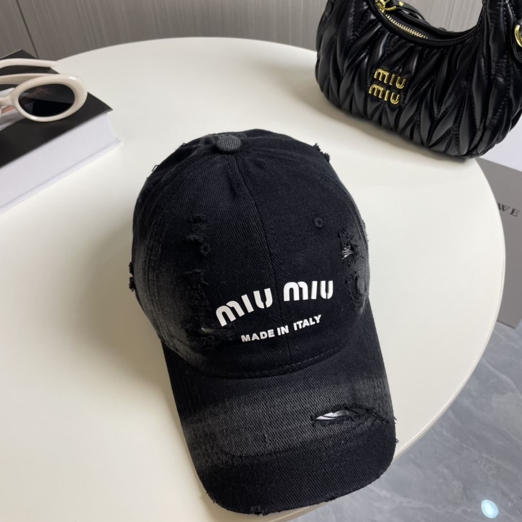 Miu Miu Caps